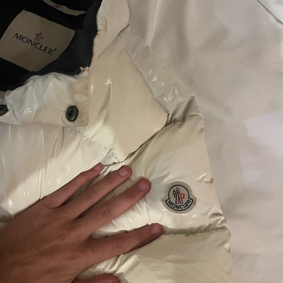 Moncler puffer - Picture 3 of 5